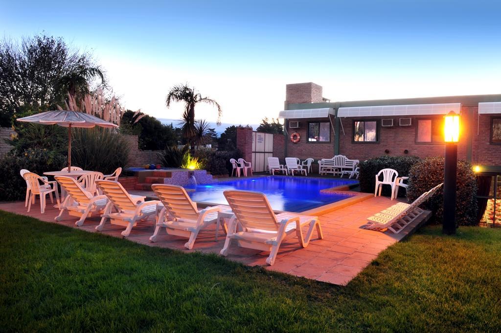 Hotel Costa Azul Cassaffousth Exterior foto